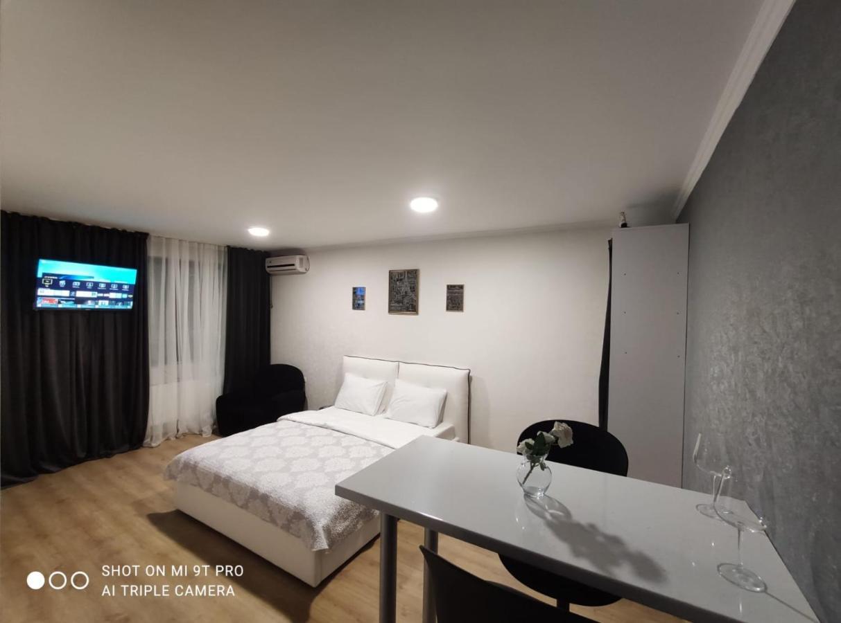 Studio In The Center Apartman Kisinyov Kültér fotó